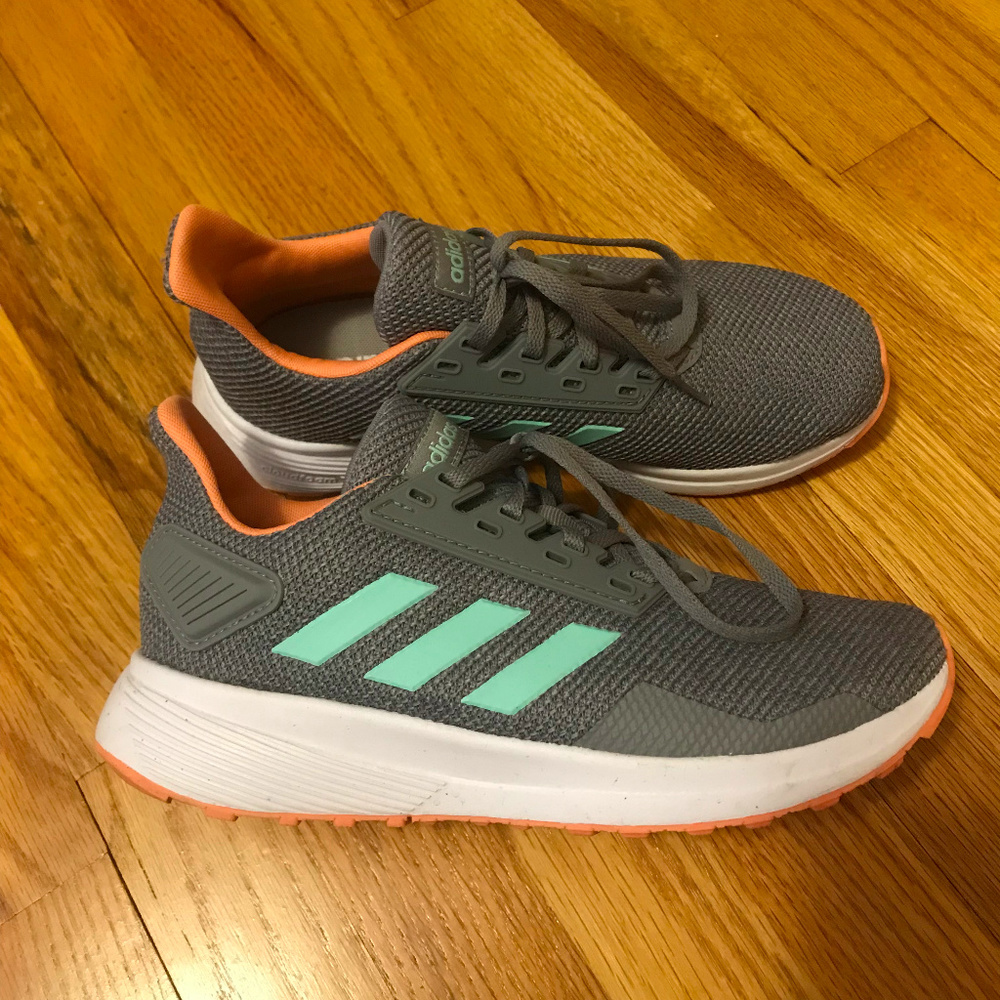Adidas Duramo 9 Girls Sneaker - Size 6